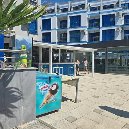 Апартаменты Blue Bay Seaview Поморие
